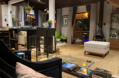 Casa com 4 quartos à venda na rua professor walter de bona castelan, 98, córrego grande, florianópolis por r$ 2.690.000