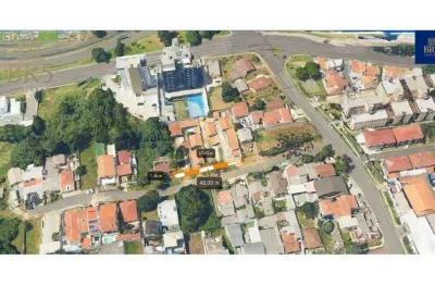 Terreno à venda em localização privilegiada, com 1.897 m² de área total, com 48m/2 de testada - mossunguê - curitiba/pr