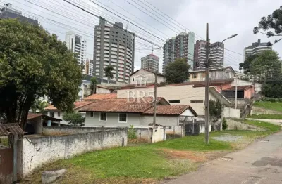 Terreno à venda na Rua Estanislau Marks, 918, Mossunguê, Curitiba por R$ 4.300.000
