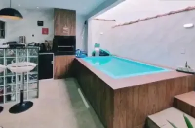 Casa em condomínio fechado – estrada do campinho- 2 quartos  sendo 1 suíte- aceita 150 mil de entrada e parcelas a combinar