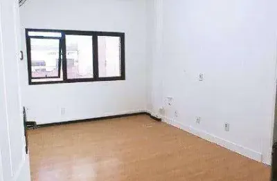 Sala para alugar por r$ 1.100 (pacote)/mês - centro - santos/sp