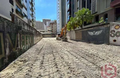Terreno para alugar, 480 m² por R$ 35.000 (PACOTE)/mês - Gonzaga - Santos/SP