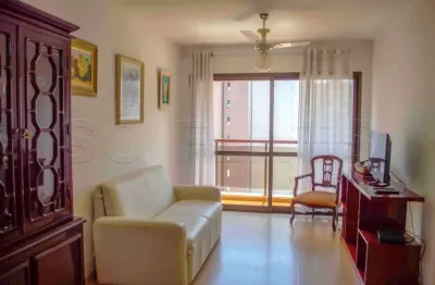 Flat reformado no coração da avenida paulista com serviços de quarto sendo disponível para locação.
