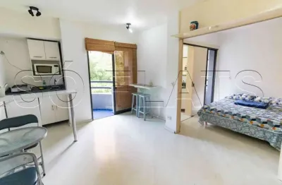 Flat no bairro do morumbi com 30m², 1 dormitório e 1 vaga de garagem disponível para locação.