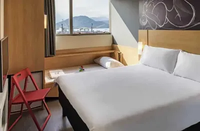 Flat ibis santos valongo disponível para venda com 19m², 01 dorm