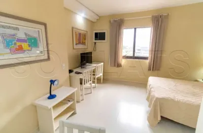 Flat a 2 quadras do shopping ibirapuera, ótima localização, em um dos melhores bairros de são paulo