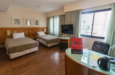 Flat no slaviero moema 26m² 1 dormitório 1 vaga de garagem, disponível para locação.