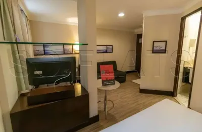 Flat transamérica international plaza disponível para venda com 40m², 02 dorms e 01 vaga de garagem