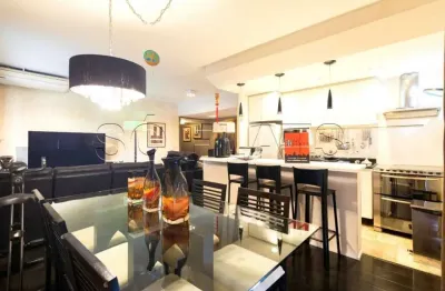 Flat no plaza regency disponivel para locação com 100m², 2 dormitórios e 2 vagas de garagem.