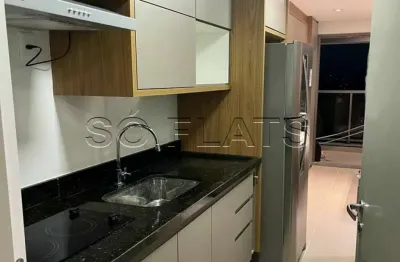 Flat lindo no brooklin próximo da avenida adolfo pinheiro, disponível para locação.