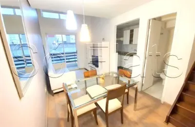 Flat totalmente equipado em moema disponível para locação com 1 dormitório e 1 vaga de garagem.
