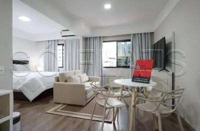Studio mobiliado disponível para locação com 33m², 1 dormitório e 1 vaga.