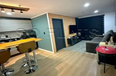 Apartamento mobiliado com 35m², 1 dormitório e 1 vaga com lavanderia coletiva disponível