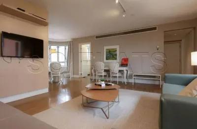 Flat mobiliado à venda no Jardim Paulista 116m² 2 suítes 2 vagas George V