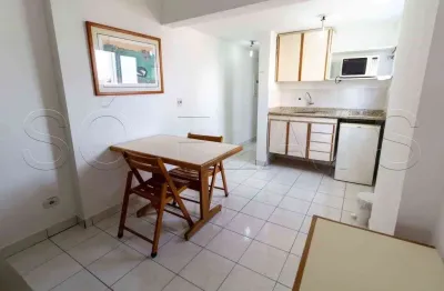 Apartamento com entrada imediata totalmente mobiliado na vila mariana.