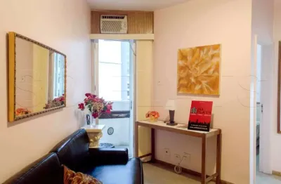 Flat mobiliado com 1x dormitório, serviços, próximo da avenida paulista, comércio e metrô.