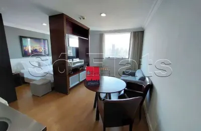 Ótimo flat, na av. faria lima próximo a av. pres. juscelino kubitschek, na melhor região do itaim