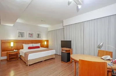 Flat com 1 quarto à venda na Avenida Rouxinol, 57, Indianópolis, São Paulo
