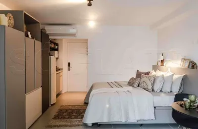 Apto tipo Studio, Próximo a Faria Lima, Av. Sto. Amaro, Faculdade Anhembi/Morumbi.
