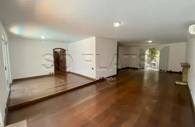 Casa alto padrão em pinheiros com 399m², 3 dormitórios e 4 vagas