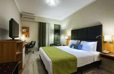 Flat com 1 quarto para alugar na Avenida Sabiá, 825, Moema, São Paulo