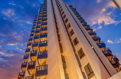 Flat a uma quadra da famosa rua oscar freire, fácil acesso a av. paulista e ao metrô