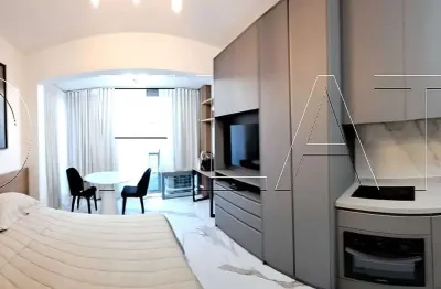 Studio totamente mobiliado com 25m² e 1 dormitório e sem vaga.