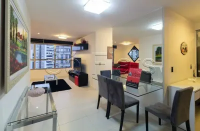 Flat de alto padrão disponível para locação no brooklin com 70m² e dois dormitórios.