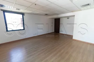 Sala comercial nos jardins com 31m², excelente localização