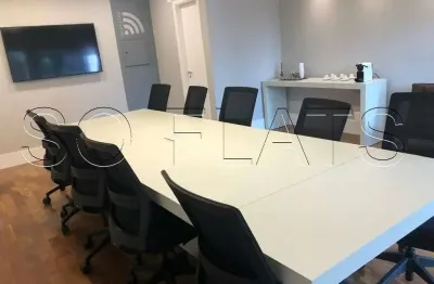 Sala comercial em pinheiros com 41m², 2 banheiros e 1 vaga.