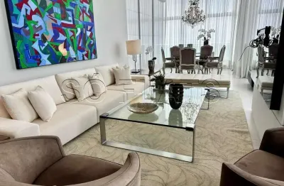 Apartamento totalmente mobiliado nos jardins com 127m² e 2 vagas de garagem.