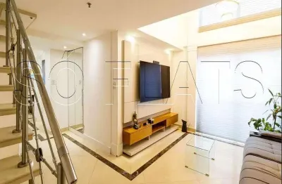 International duplex, apartamento disponível para venda com 120m², 3 dormitórios e 3 vagas