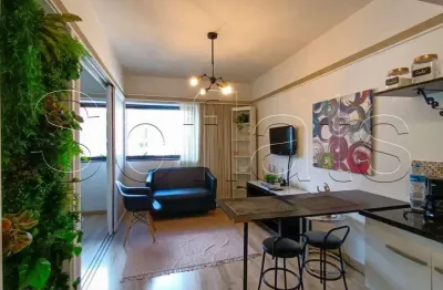 Le premier, apto disponível para locação contendo 28m², 01 dormitório e 01 vaga de garagem.