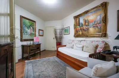 Flat nos jardim paulista com 45m² totalmente mobiliado à venda.