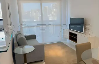 Flat no espaço alpha com 40m², 1 dormitório e 1 vaga para locação na vila olímpia.