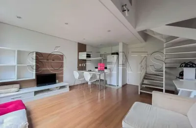 Duplex no urbano duplex disponível para locação, contendo 45m², 1 dormitório e 1 vaga de garagem.