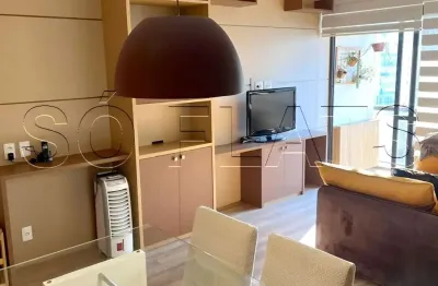 Flat no central park disponível para locação contendo 61m², 2 dormitórios e 2 vagas de garagem.