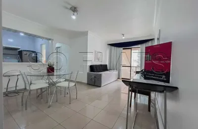 Flat no central park disponível para locação contendo 61m², 2 dormitórios e 1 vaga de garagem.