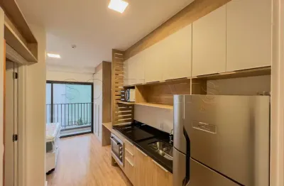 Apto estilo studio muito bem localizado ao lado da av. santo amaro, disponível para locação.