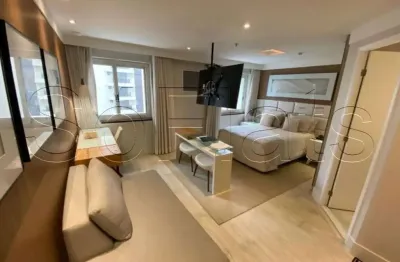 Flat Transamérica International Plaza disponível para venda com 26m², 1 dormitório e 1 vaga