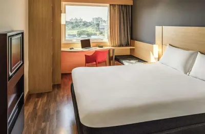 Flat com 1 quarto à venda na Avenida Jorge Zarur, 81, Vila Ema, São José dos Campos