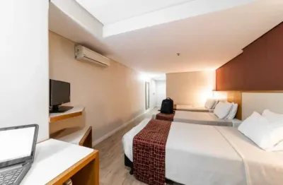 Flat com 1 quarto à venda na Avenida Visconde de Guarapuava, 2016, Centro, Curitiba