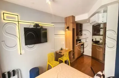 Studio mobiliado no Setin Downtown São Luís à venda na Consolação com varanda