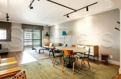 Residencial Petit Palais Vila Nova, apto para locação contendo 283m², 03 dorms, 04 vagas e piscina.