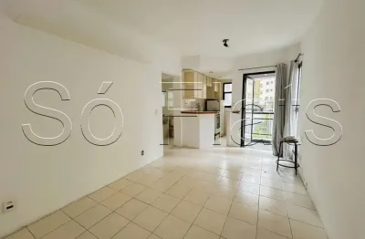 Apartamento Mobiliado 35m² na Vila Nova Conceição com Varanda e 1 Vaga | The First Place.