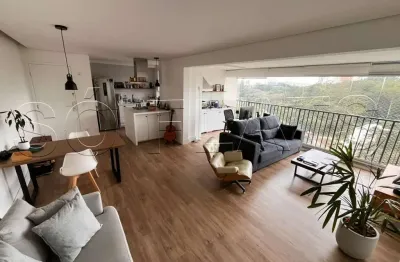 Apartamento Alto Padrão 94m² Mobiliado 3 Dorms 2 Suítes 2 Vagas Morumbi