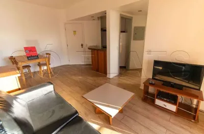 Apartamento próximo a av. santo amaro, faculdade fmu e ao pq ibirapuera. com entrada imediata.