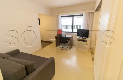 Flat para locação totalmente mobiliado no itaim, próximo a av. 9 de julho e são gabriel. sem fiador.