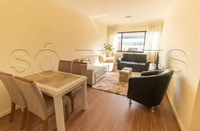 Flat para locação no itaim bibi com 2 dormitórios e próximo à universidade, shopping, hospitais.