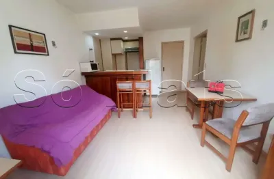 Venha se hospedar a duas quadras da paulista, na parte mais arborizada dos jardins.